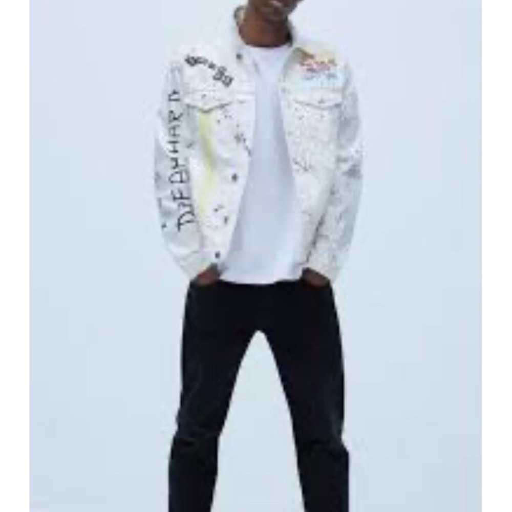 ZARA Oyster Graffiti Distressed White DENIM Jean JACKET  FUTURE Punk Size S Mens